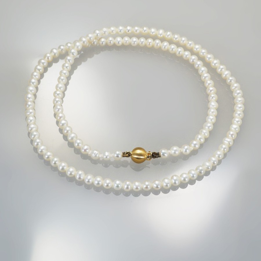 Ref. 789/2 Süsswasser Perlenkette weiss, 45 cm, Kugelschloss 750 Gelbgold