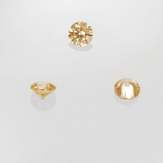 Ref. 937 Cubic Zirkonia Champagne